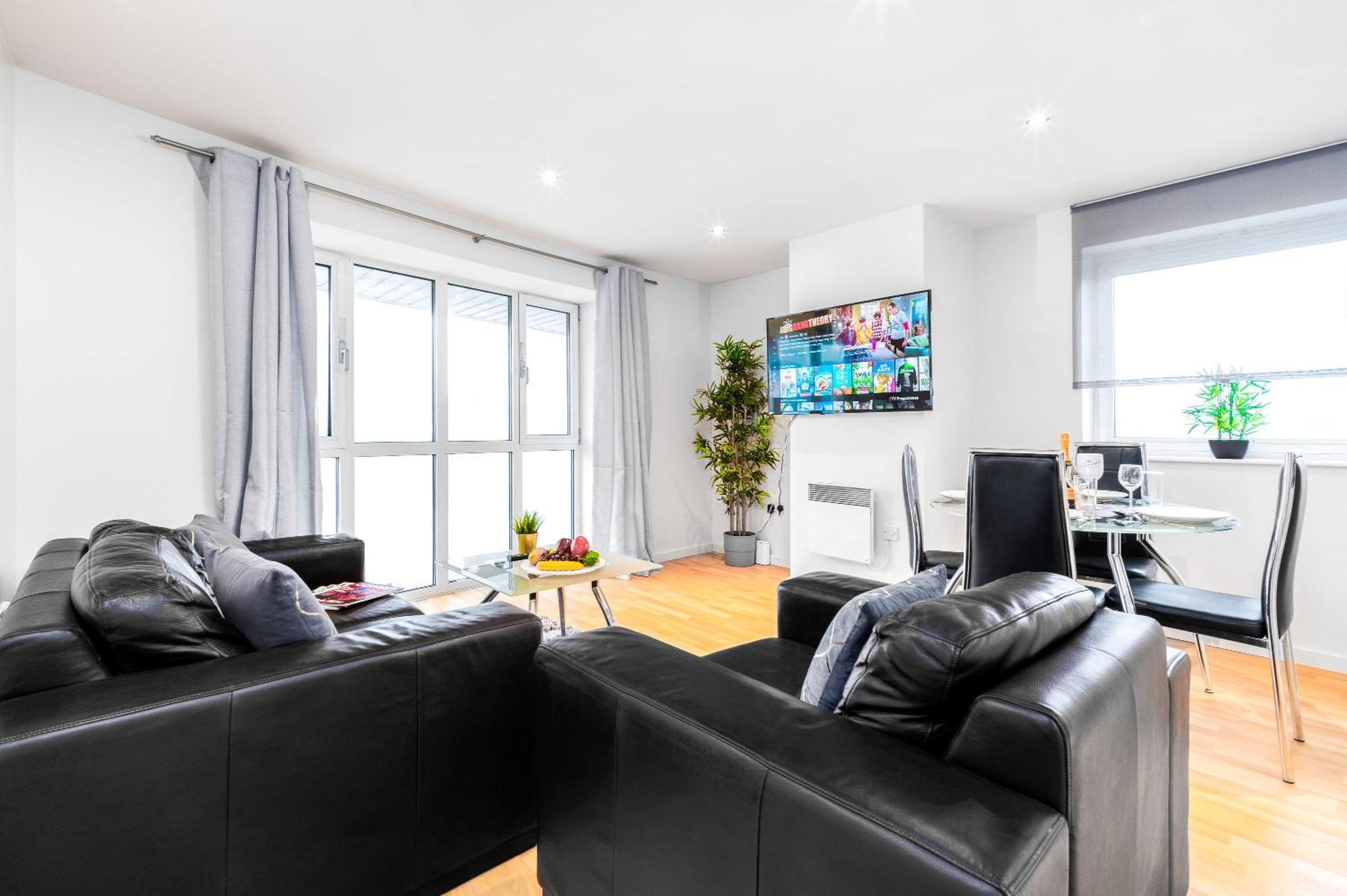 City Centre Apartment - 2 Bedroom - Secure Parking - Top Rated - 201M Бирмингем Экстерьер фото